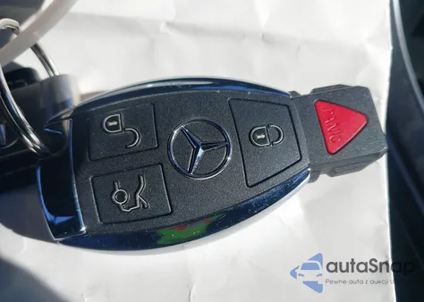 2019 Mercedes-Benz Glc 300 from USA, damaged, VIN WDC0G4JB3KF563380